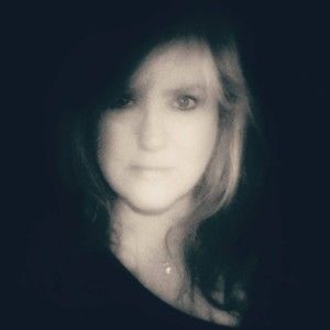 Meet your Posher, Liz